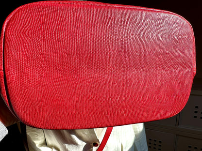 Sac à main Longchamp Gatsby en cuir rouge.