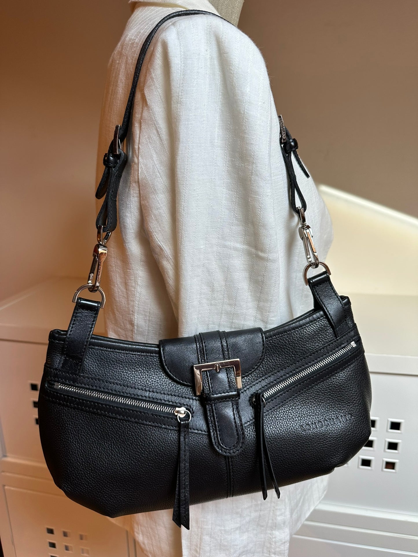Sac Longchamp porté épaule - noir