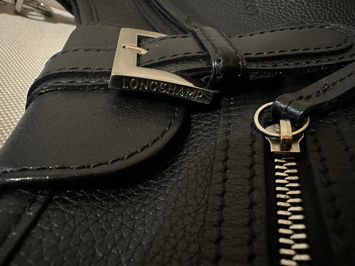 Sac Longchamp porté épaule - noir