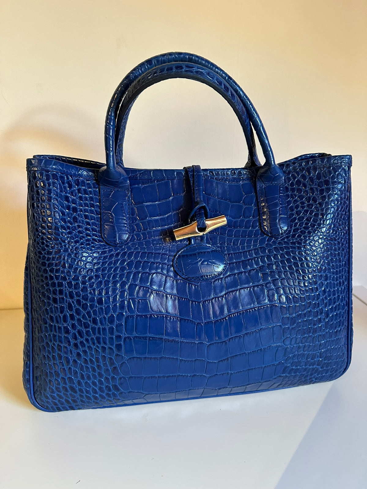 Sac Longchamp Roseau - Cuir Croco Bleu Roi taille M