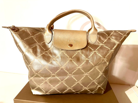 Longchamp Le Pliage doré – Édition Limitée