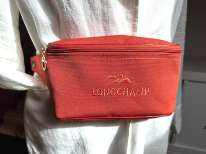 Sac banane Longchamp Le Pliage – Rouge.