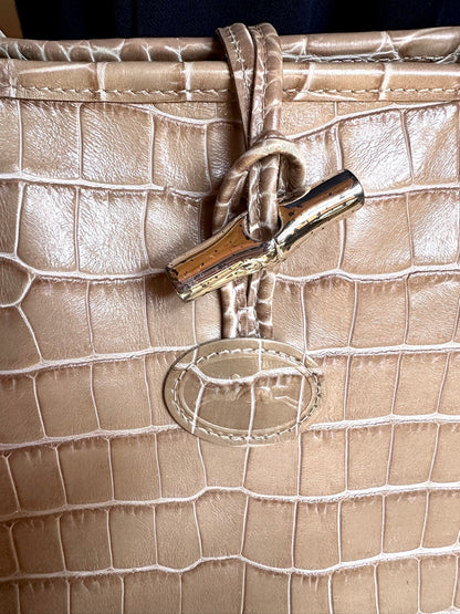 Große Longchamp Roseau Tasche - Beiges Krokodil-Leder.