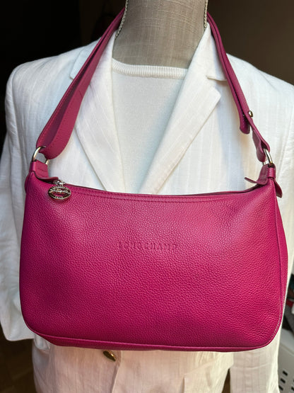 Sac Longchamp bandoulière framboise - Le Foulonné.