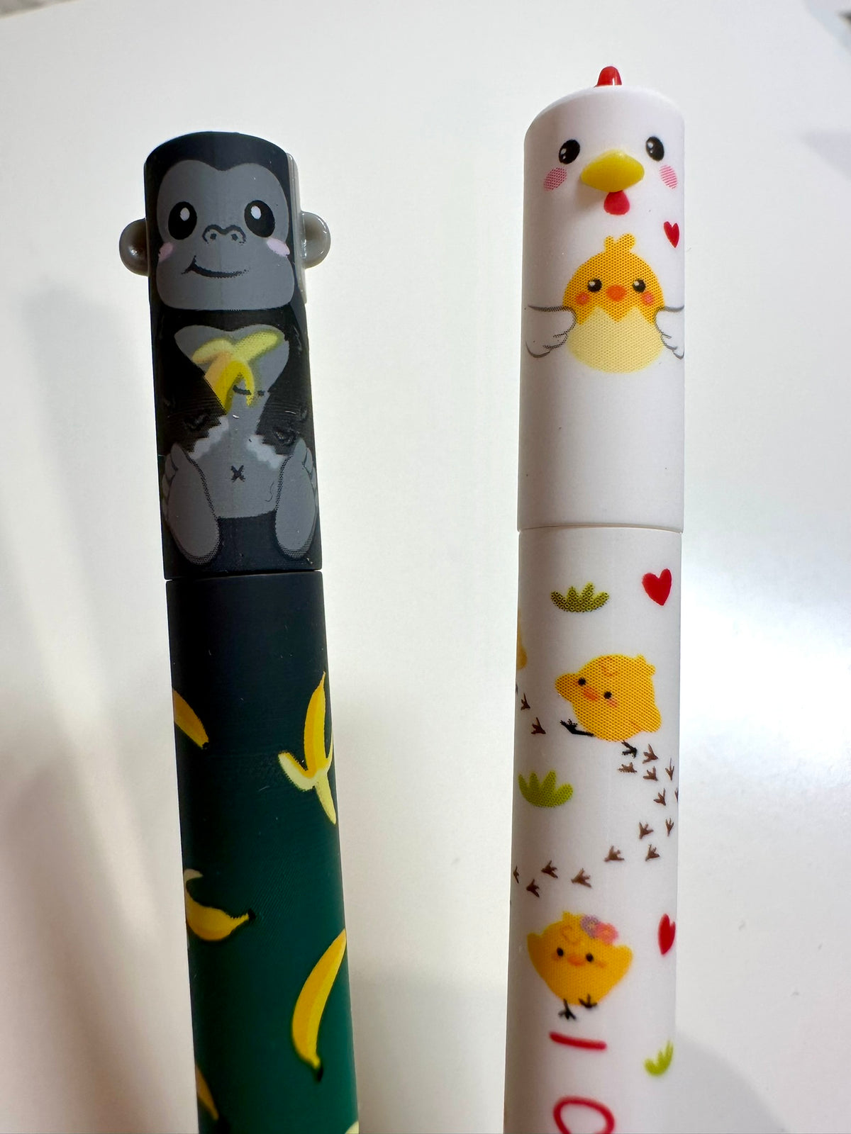 2x stylos effaçables Gorille & Poule